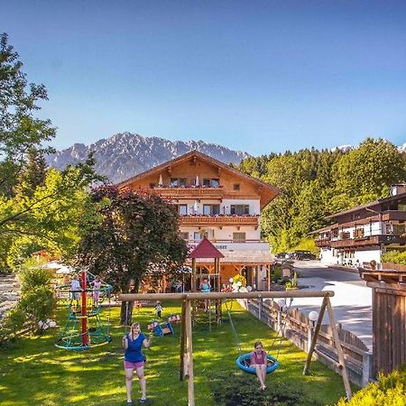 Gasthof Zum Wilden Kaiser เชฟเฟา อัม วิลเดนไคเซอร์ ภายนอก รูปภาพ